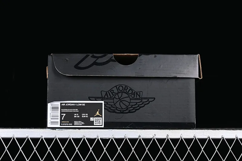 All categories Air Jordan Jordan series basketball shoes Air Jordan 1 Low Air Jordan 1 Low "Flaming Swoosh" AJ1 Joe 1 black red flame FJ7073-010